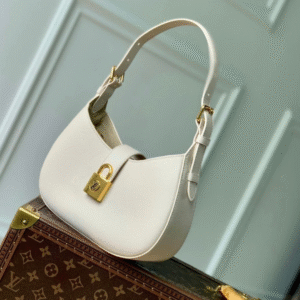 Louis Vuitton Lowkey Lock Pattern Handbags 26x18x7cm